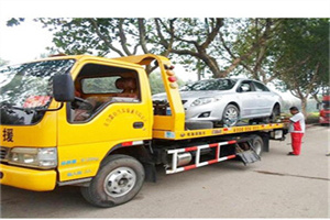 赫山区附近24小时汽车拖车服务热线